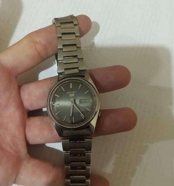 Seiko 5 IN8807