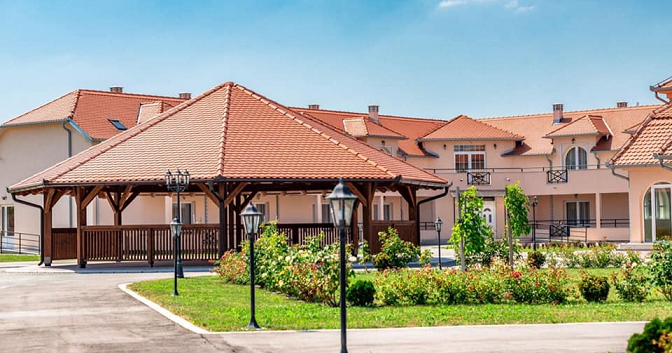Prodaje se dom za stare Surcin-Progar
