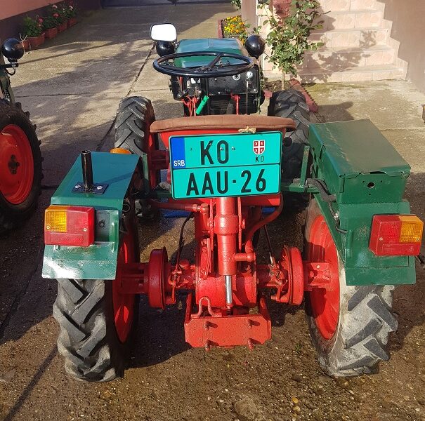 Prodajem traktor Toma Vinkovic P18