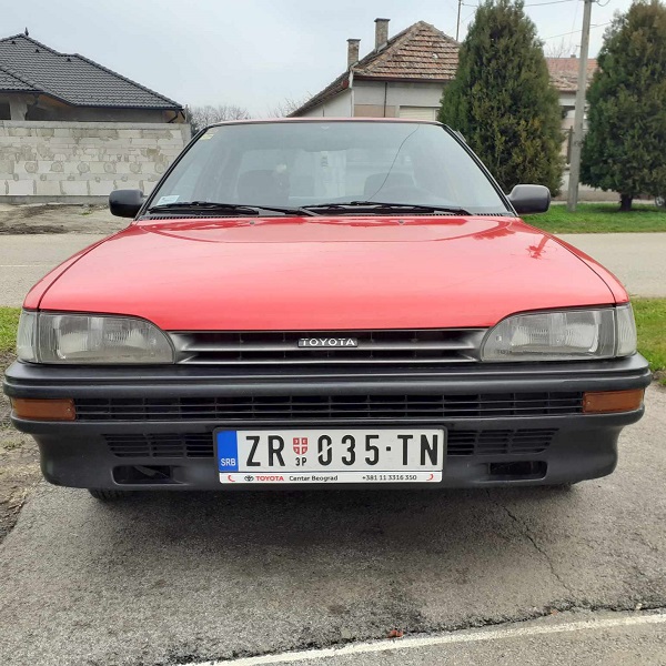 Tojota Corolla xl – salonsko stanje