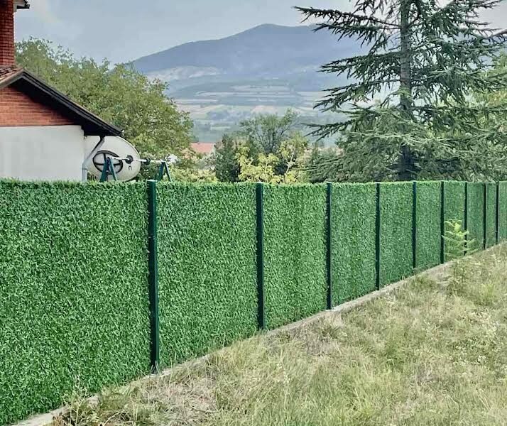 Ograde od veštačke trave