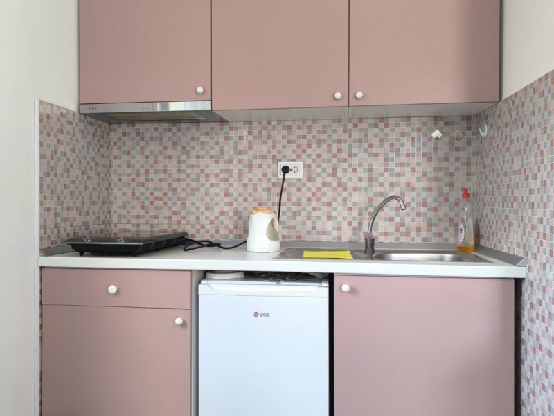 Izdajem apartmane u Kumboru