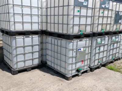 Na prodaju IBC cisterne od 1000l