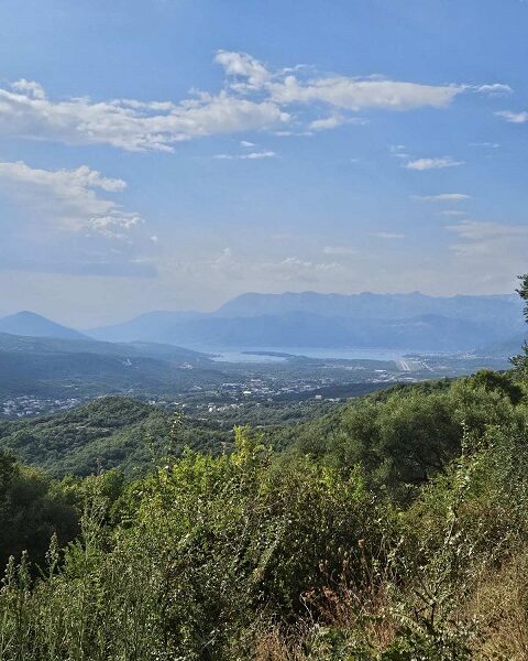 Prodajem parcele-Grbalj,Crna Gora