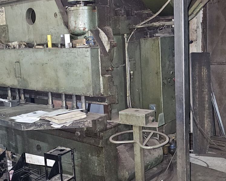 Kombinovane makaze i apkant presa 2500mm