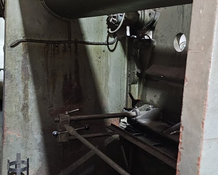 Kombinovane makaze i apkant presa 2500mm