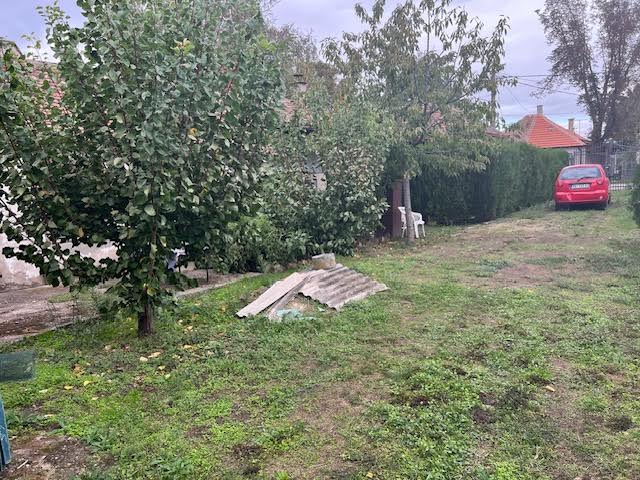 Kuća i gradjevinsko zemljište u centru Požarevca