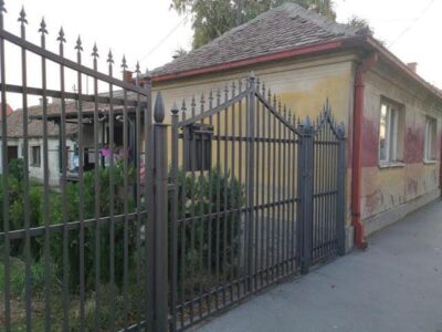 Kuća i gradjevinsko zemljište u centru Požarevca