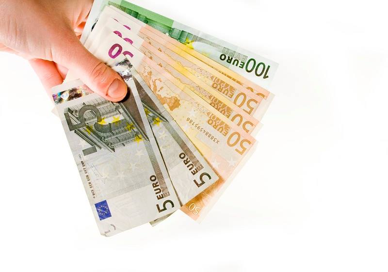 Kontaktirajte me za svoj kredit danas