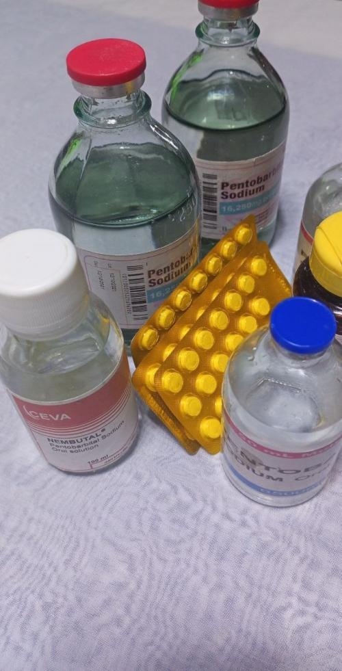 Kupite cijanid, nembutal, xanax, valium, oksitocin, mefedron i druge kemikalije sigurno i diskretno bez recepta