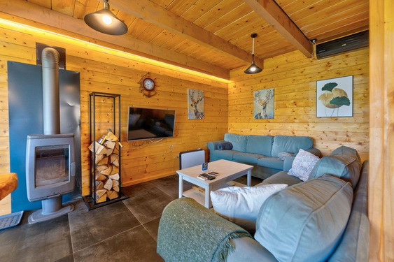 Prodajem kucu/posao na Zlatiboru 3.0 LUX 90m2