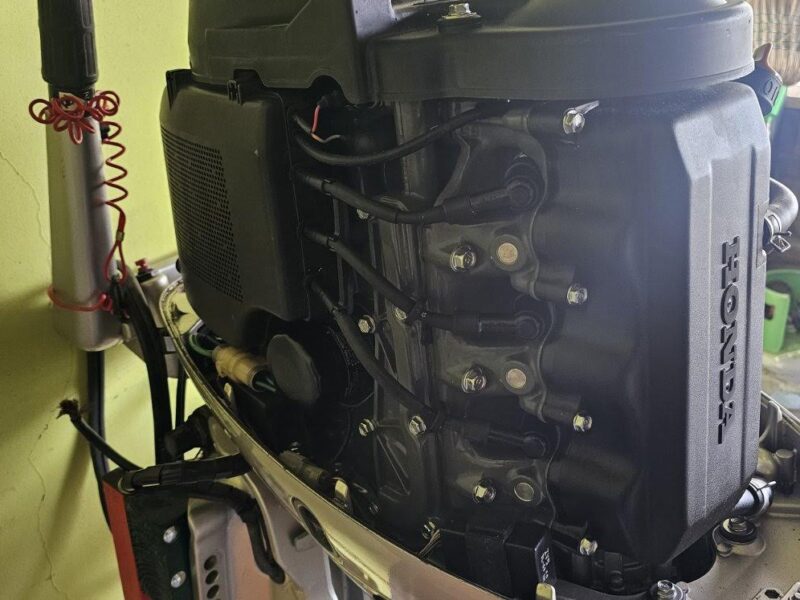 Motor za gliser Honda