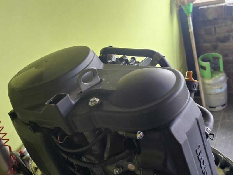 Motor za gliser Honda