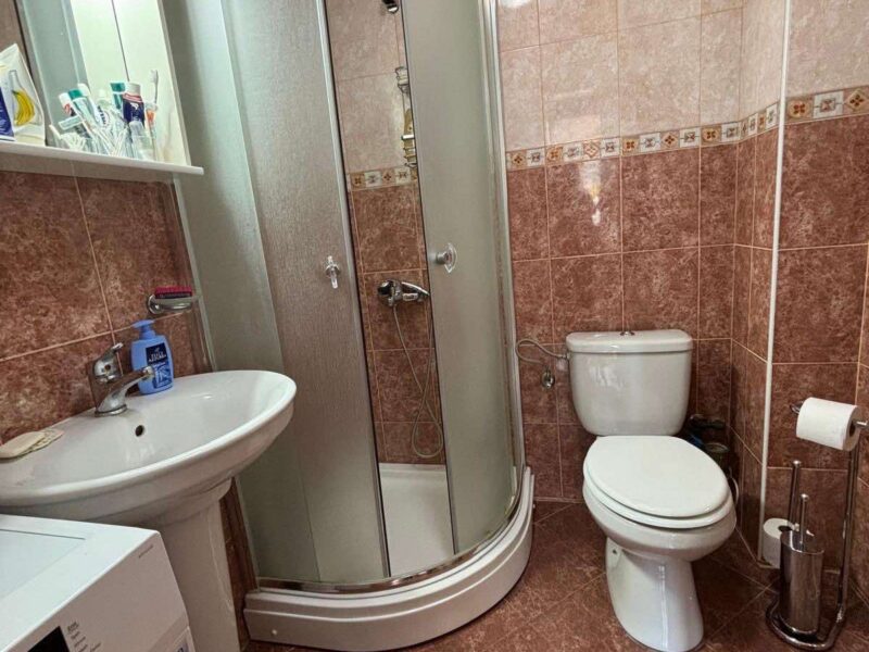 Prodajem stan u Sutomoru,49m2,potpuno opremljen