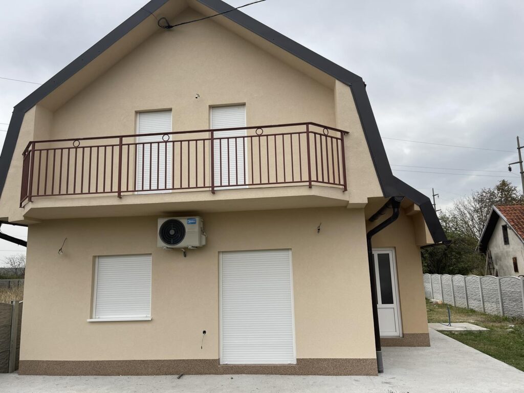 Borča, 120m2, na prodaju nova nameštena kuća