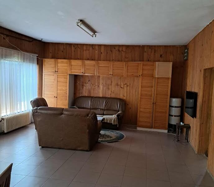 Kuća u Deču, opstina Pećinci