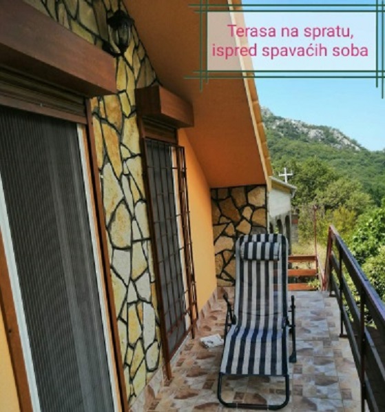 Uknjižena kuća 2km od mora, Đurmani (Sutomore-Čanj)