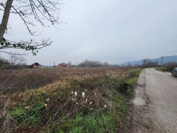 Plac u Prijevoru, 102 ara, dve parcele