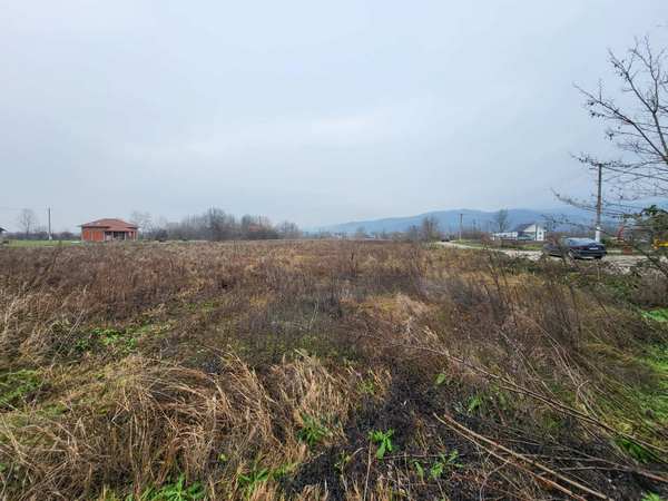 Plac u Prijevoru, 102 ara, dve parcele