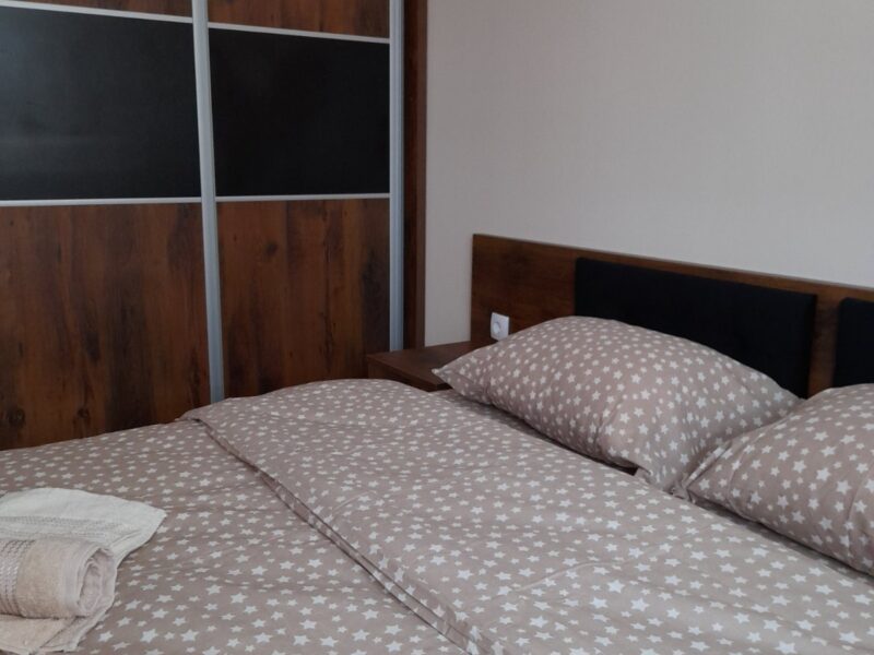 Izdajem apartman na Zlatiboru