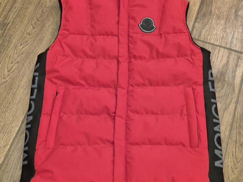 MONCLER prsluk