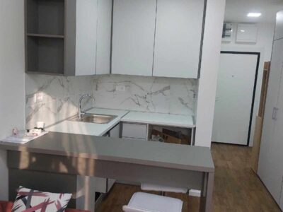 Zvezdara, izdajem jednoiposoban stan