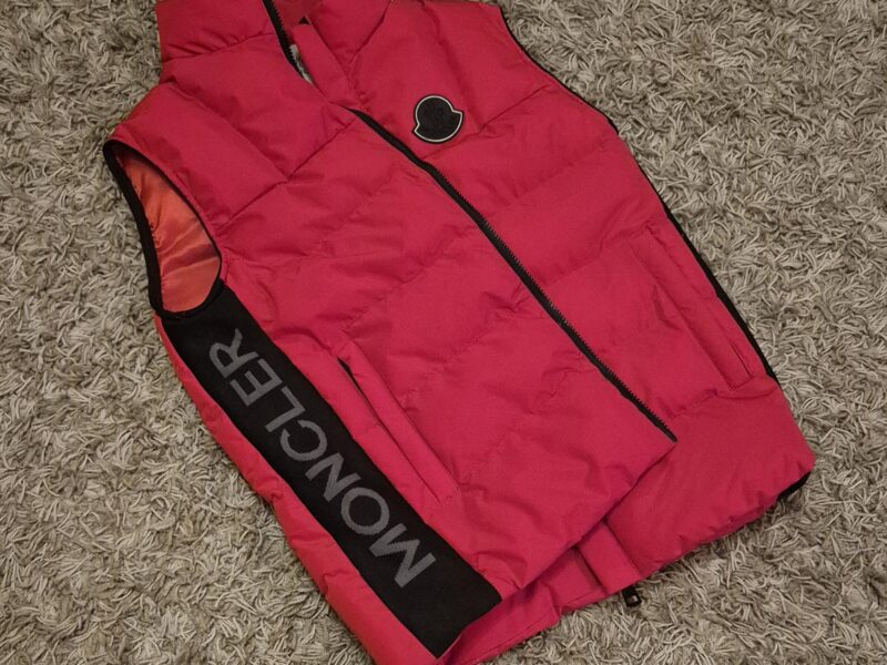 MONCLER prsluk