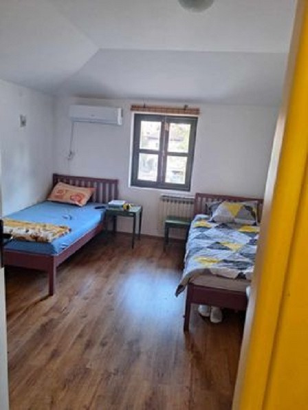 Zemun, izdajem sobe za studente