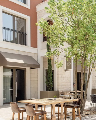 Potreban Restoran Menadzer i sef kuhinje u luksuznoj marini Crna Gora