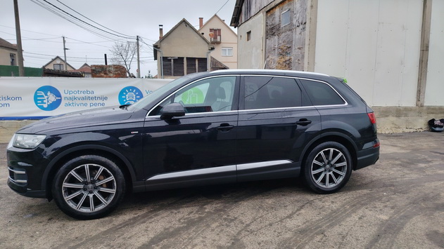 Audi Q7 4x4 S-Line 2015 – TOP OPREMA