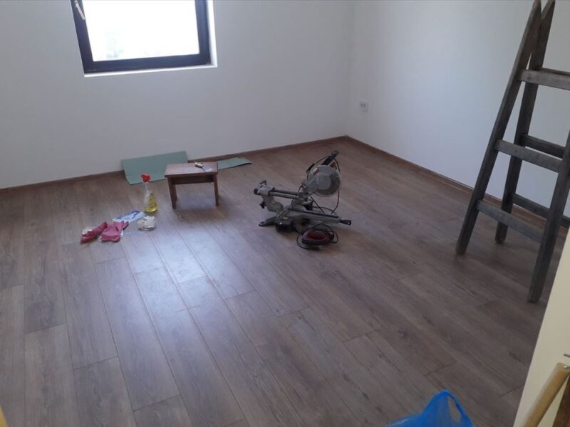 Postavljanje laminata