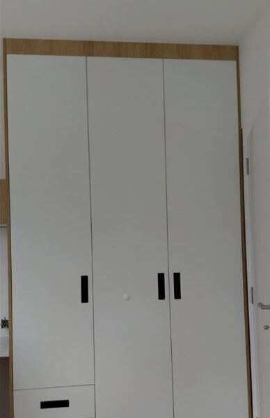 Nameštaj po meri , stolarske usluge, montaža