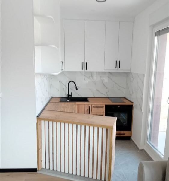 Nameštaj po meri , stolarske usluge, montaža