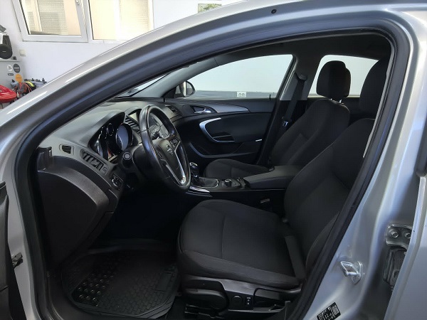 Opel Insignia 2.0cdti