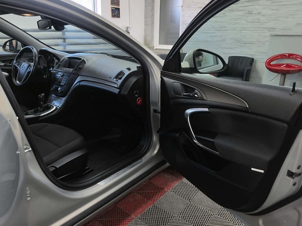 Opel Insignia 2.0cdti