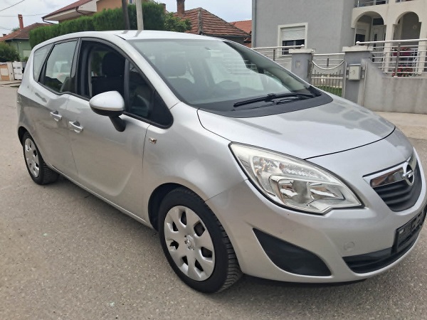 OPEL MERIVA 1.4 b.turbo 2011