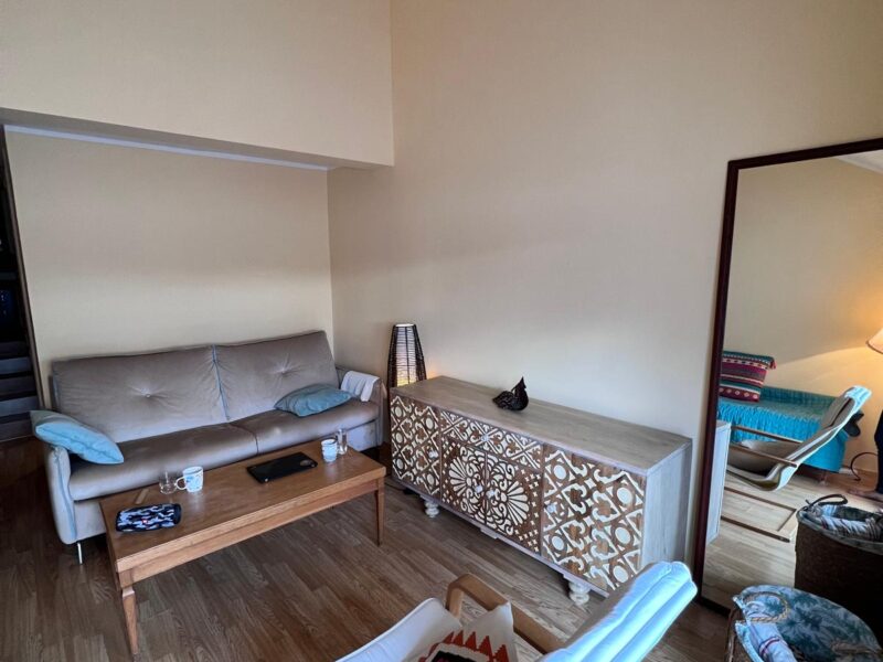 Kompletno renoviran apartman sa pogledom na Boku – Krašići (52m²)